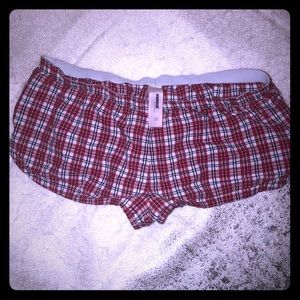 Plaid women’s boxer lounge shorts